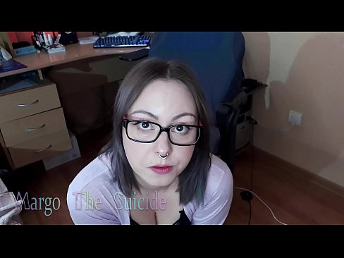 ❤️ Sexig tjej med glasögon suger Dildo djupt på kamera Anal porr at us sv.hentaisun.ru ❌️